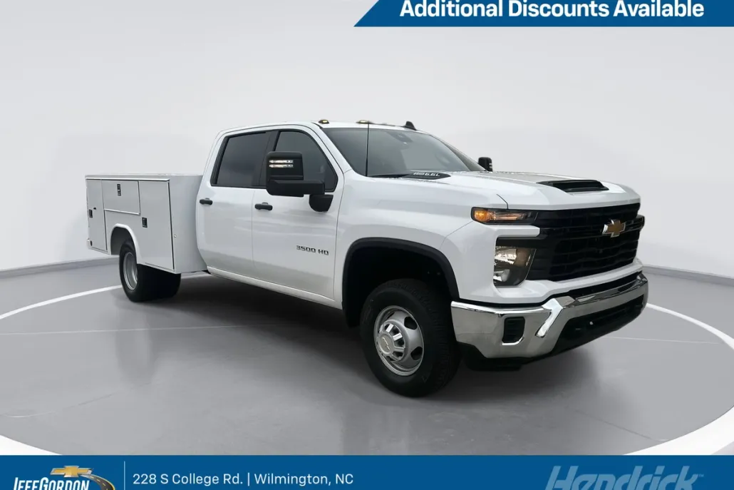 2025 Chevrolet Silverado 3500HD Work Truck photo 1
