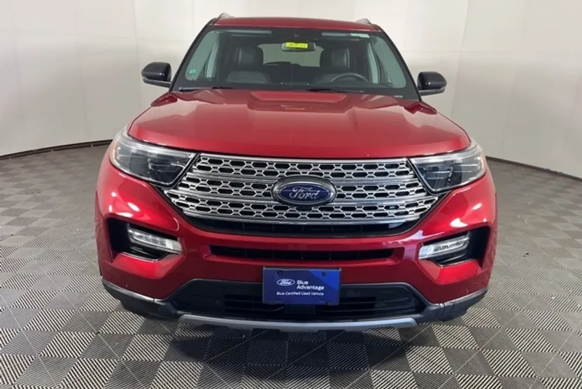 2023 Ford Explorer Limited photo 1