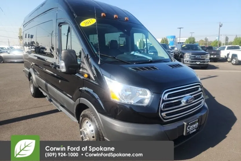 2017 Ford Transit photo 1