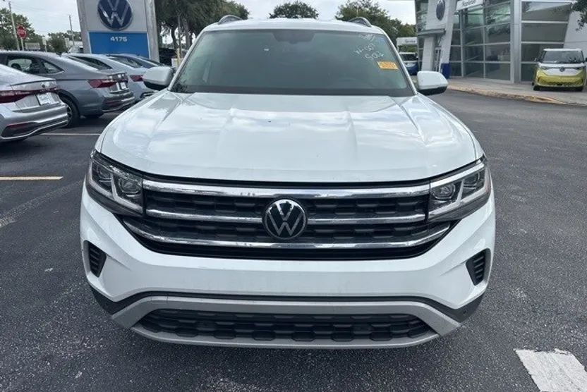 2023 Volkswagen Atlas SE Technology photo 1