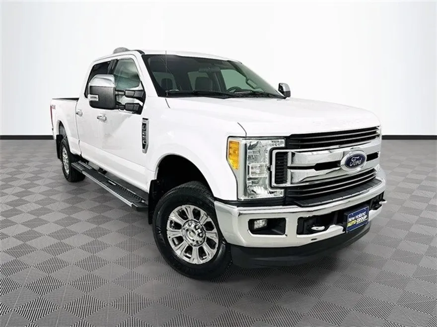 2017 Ford F-250 XLT photo 1
