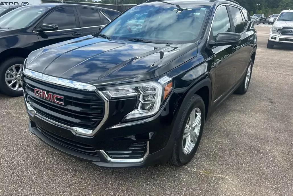 2023 Gmc Terrain SLE photo 1