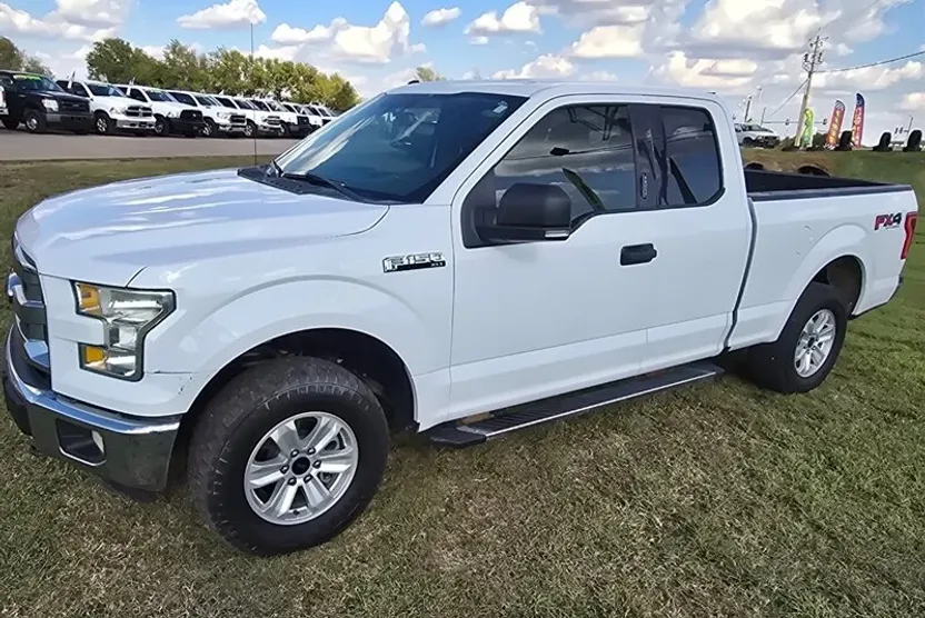 2016 Ford F-150 XLT photo 1