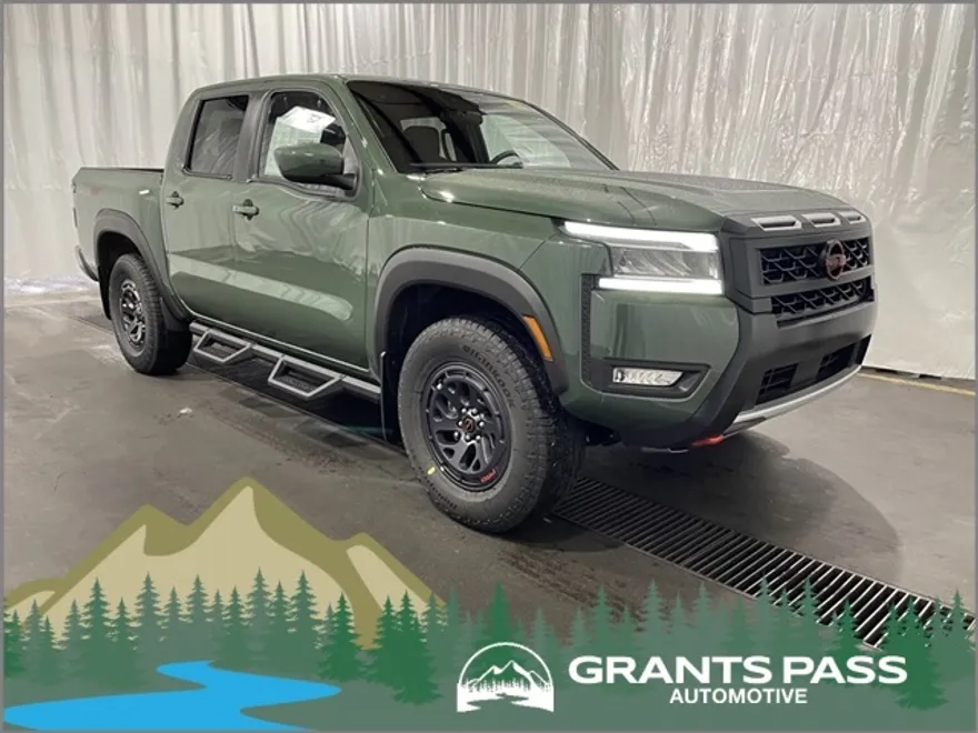 2025 Nissan Frontier PRO-4X photo 1