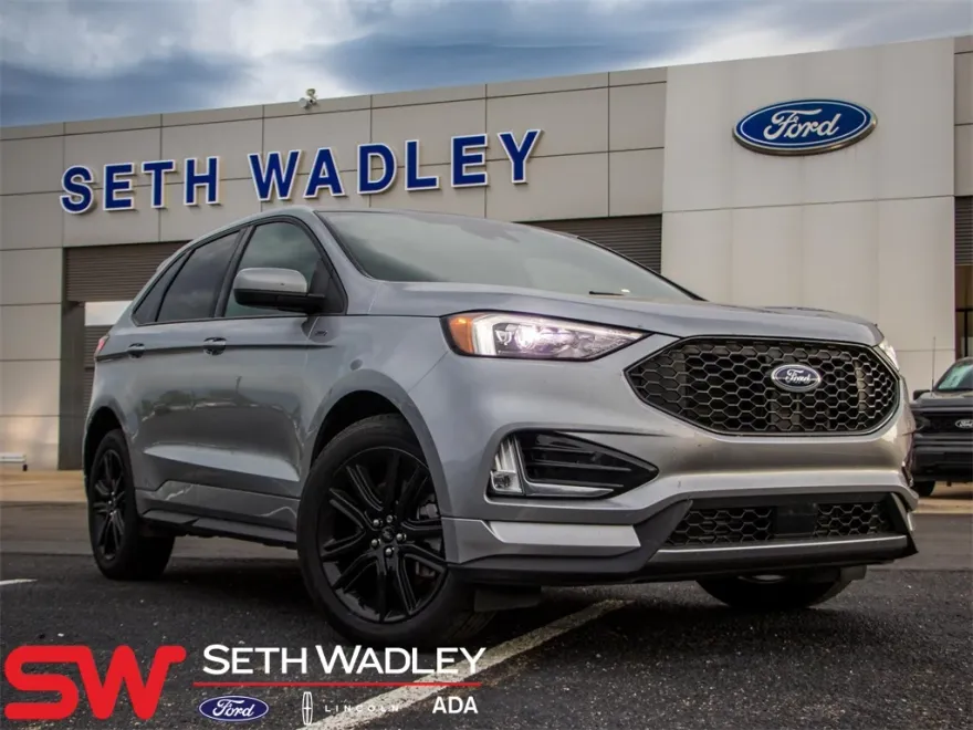2022 Ford Edge ST photo 1