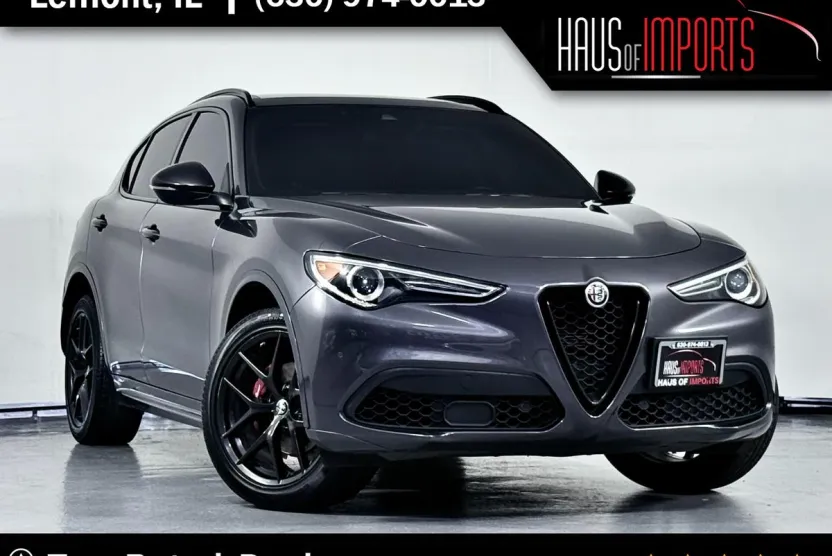 2021 Alfa Romeo Stelvio Ti photo 1