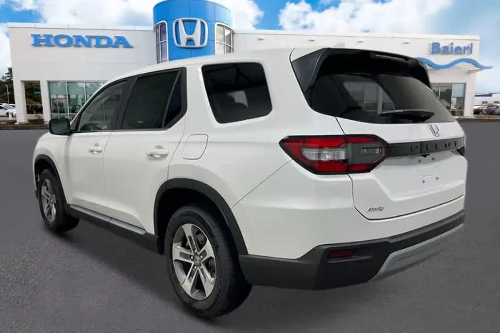 2025 Honda Pilot EX-L photo 1