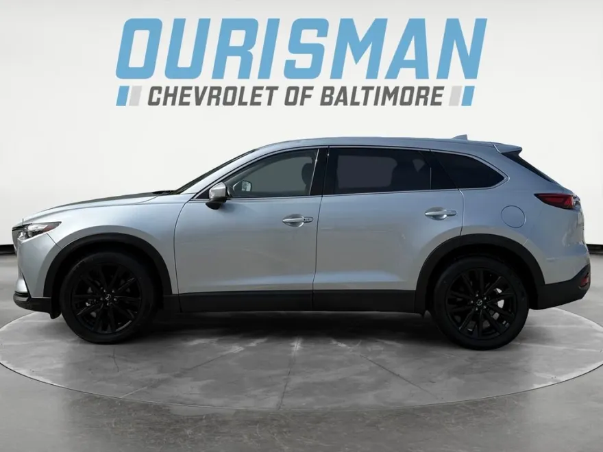 2023 Mazda CX-9 Touring photo 1
