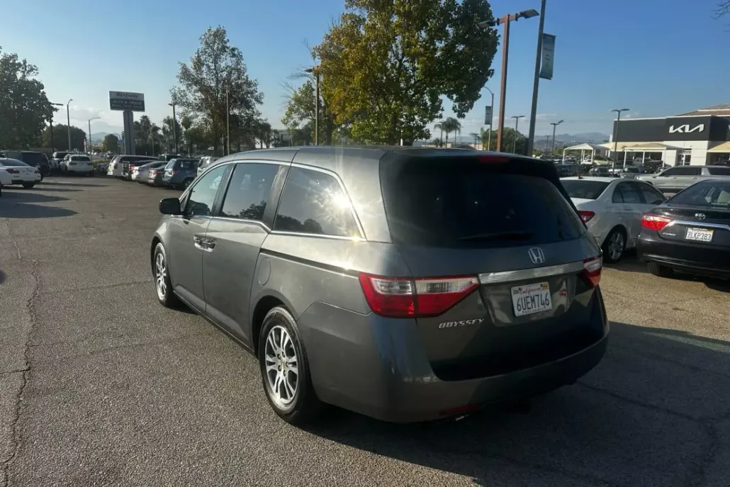 2012 Honda Odyssey EX photo 1