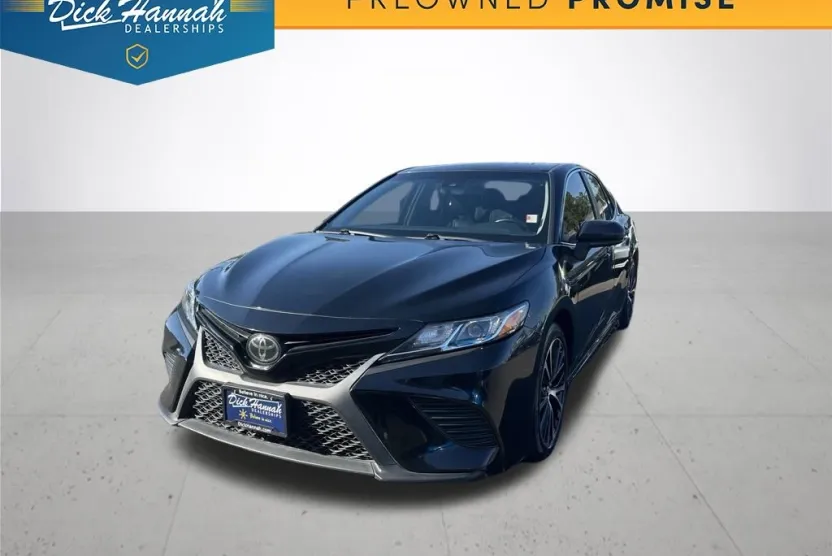 2018 Toyota Camry L photo 1