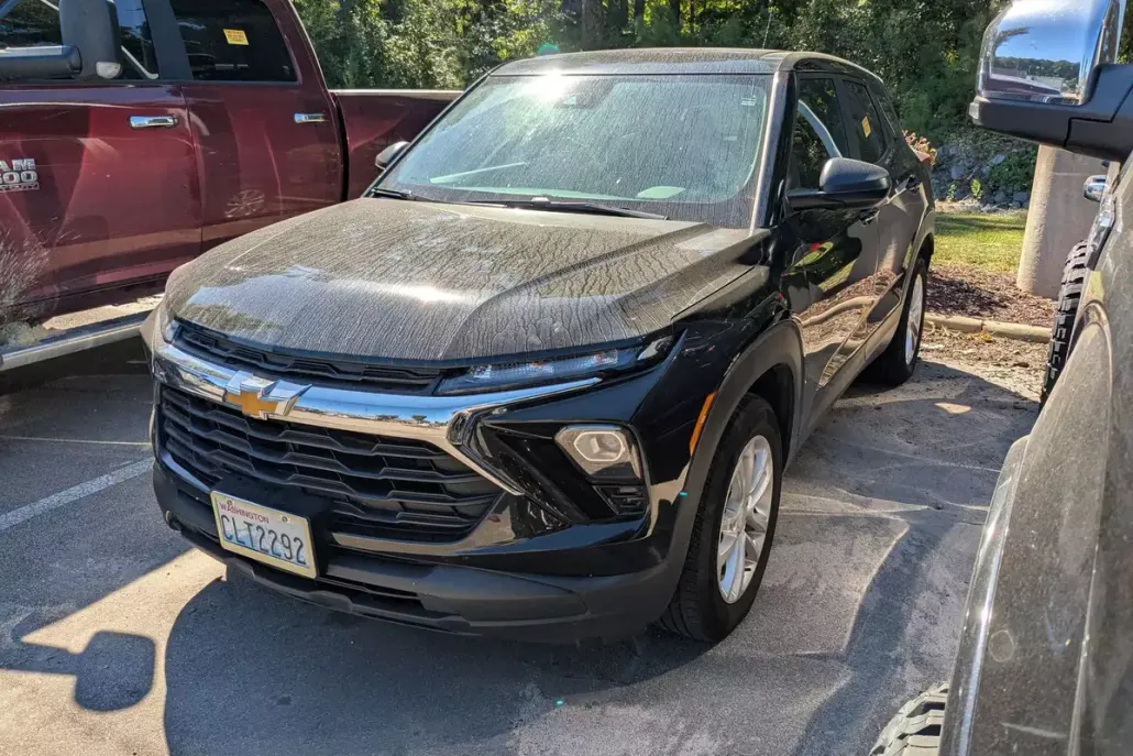 2024 Chevrolet Trailblazer LS photo 1