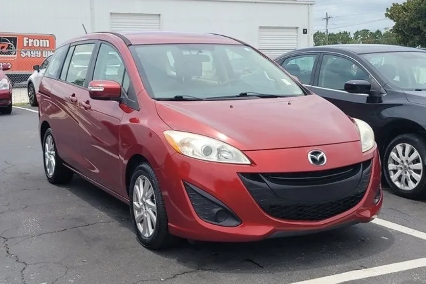 2015 Mazda Mazda5 Sport photo 1