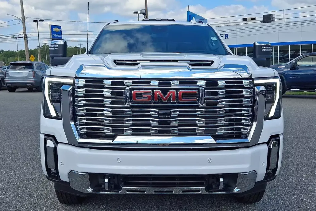 2025 Gmc Sierra 3500 HD Denali photo 1
