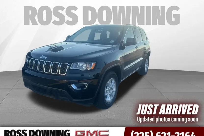 2019 Jeep Grand Cherokee Laredo E photo 1