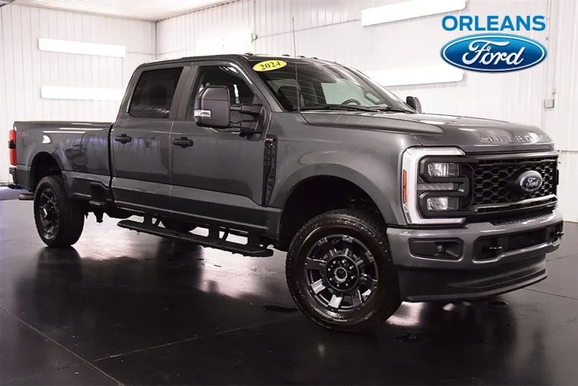 2024 Ford F-350 photo 1