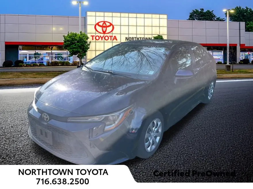 2021 Toyota Corolla LE photo 1