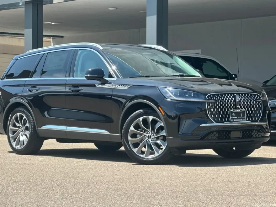 2025 Lincoln Aviator Reserve photo 1