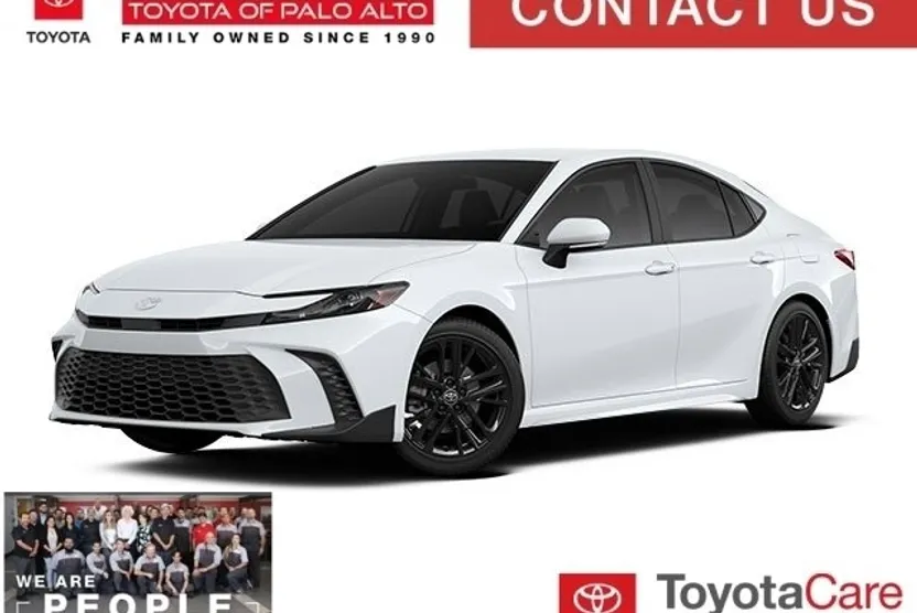 2025 Toyota Camry SE photo 1