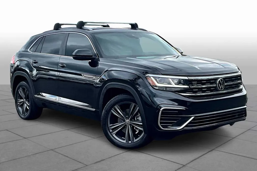 2022 Volkswagen Atlas Cross Sport V6 SEL R-Line photo 1