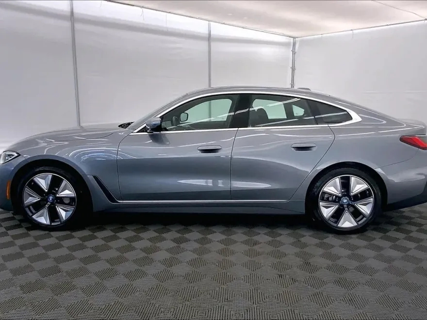 2024 Bmw i4 eDrive35 photo 2