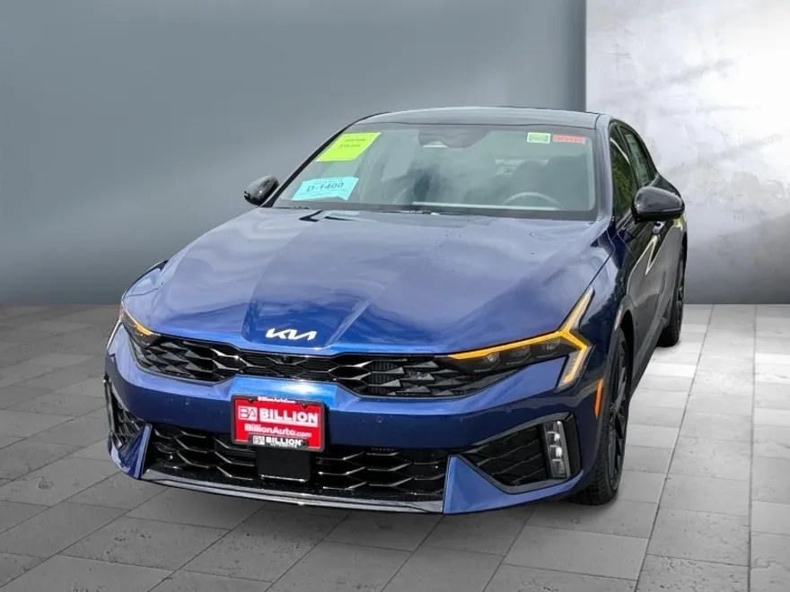 2026 Kia K5 GT photo 1