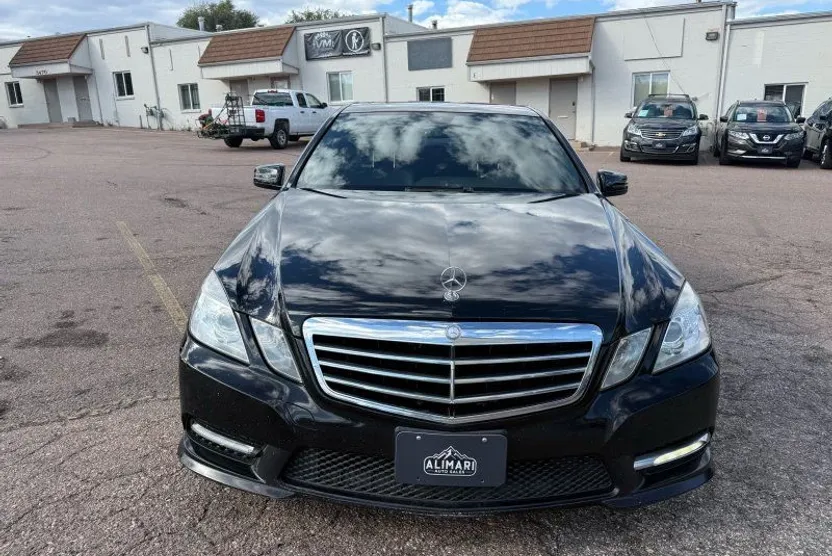2012 Mercedes Benz E 350 photo 1
