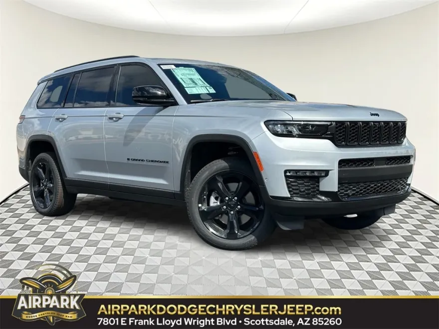2025 Jeep Grand Cherokee L photo 1