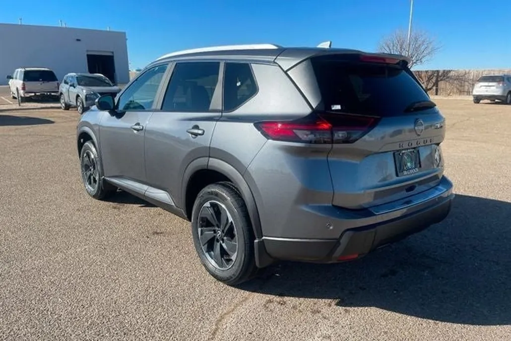 2026 Nissan Rogue SV photo 1