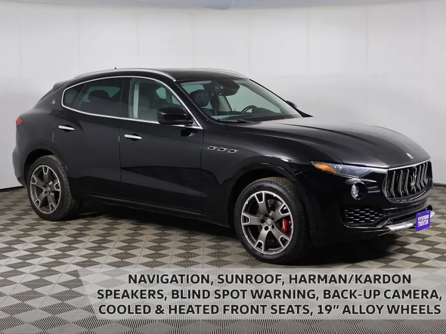 2017 Maserati Levante S photo 1