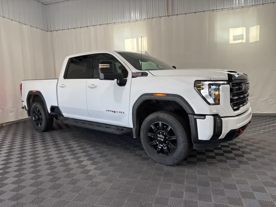 2024 Gmc Sierra HD AT4 photo 1