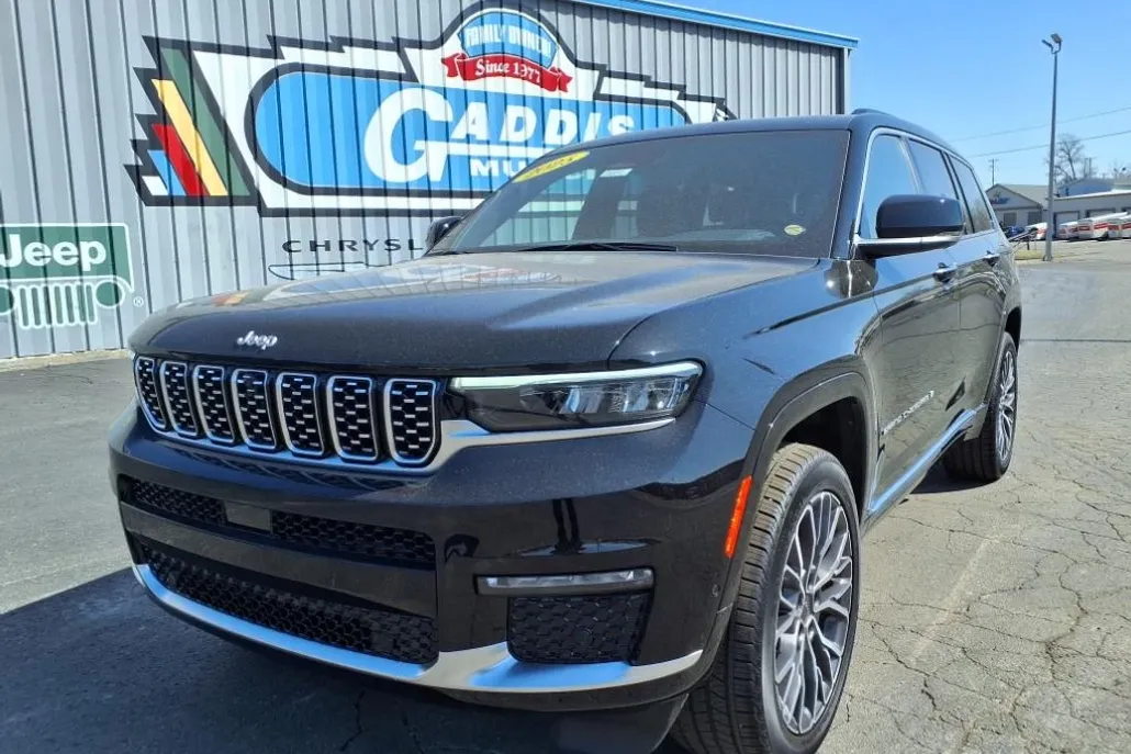 2025 Jeep Grand Cherokee L Summit Reserve photo 1
