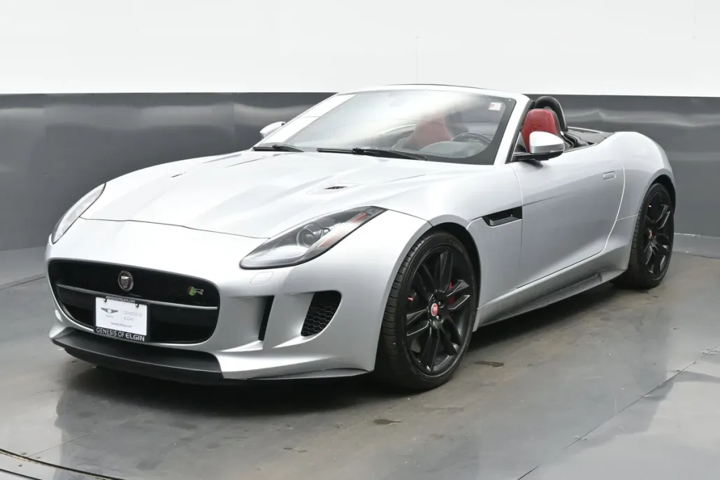 2016 Jaguar F-TYPE R photo 1