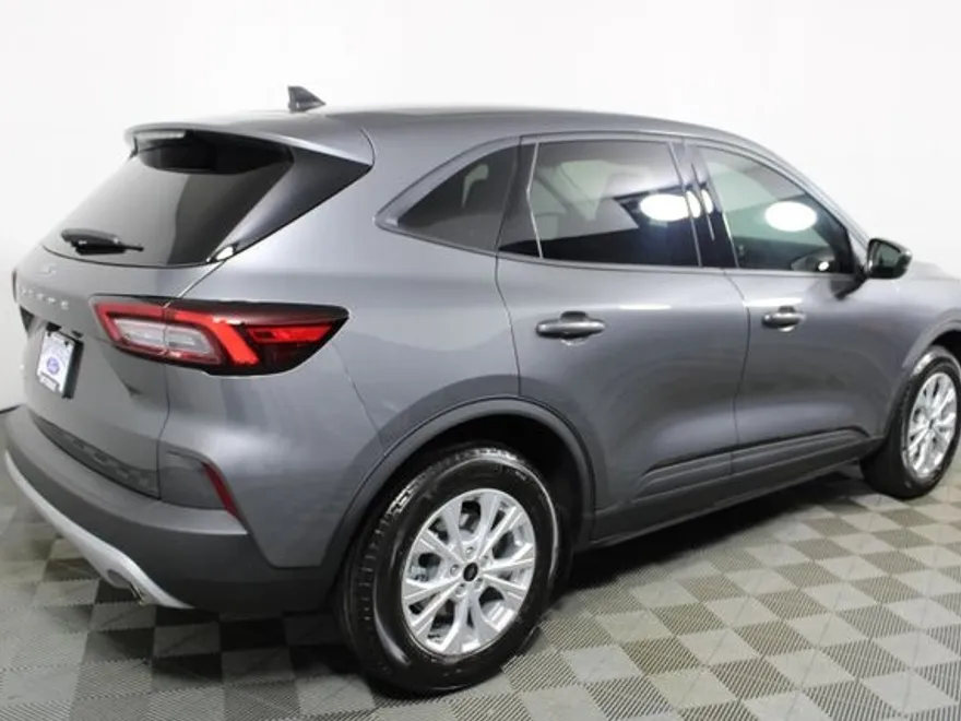 2025 Ford Escape Active photo 1