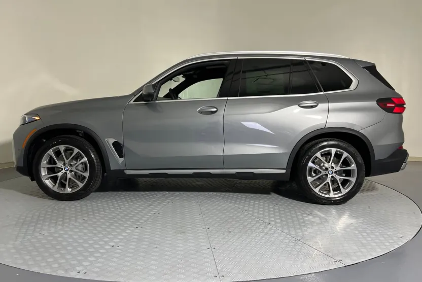 2026 Bmw X5 xDrive40i photo 1