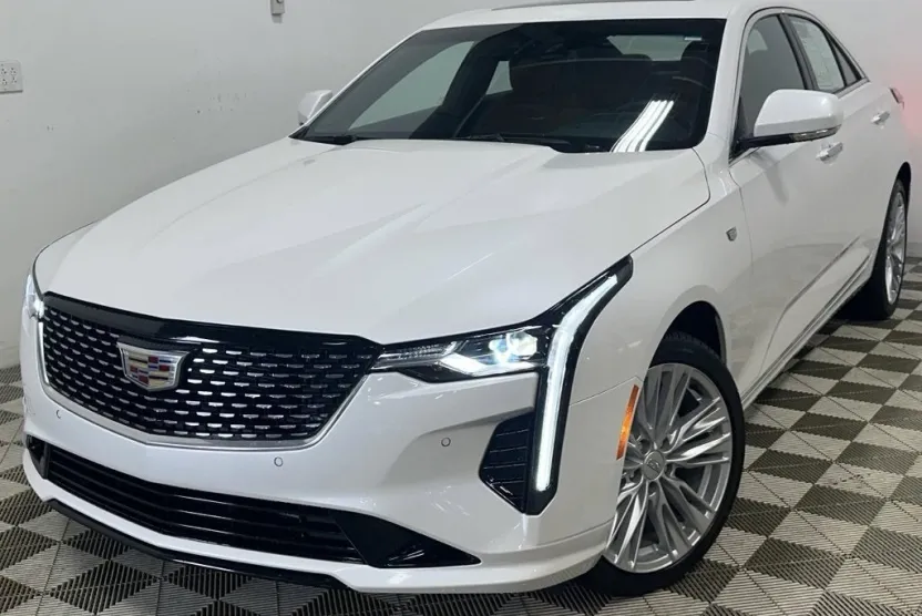 2025 Cadillac CT4 Premium Luxury photo 1