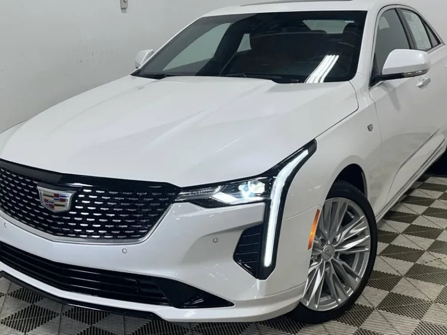 2025 Cadillac CT4 Premium Luxury photo 1