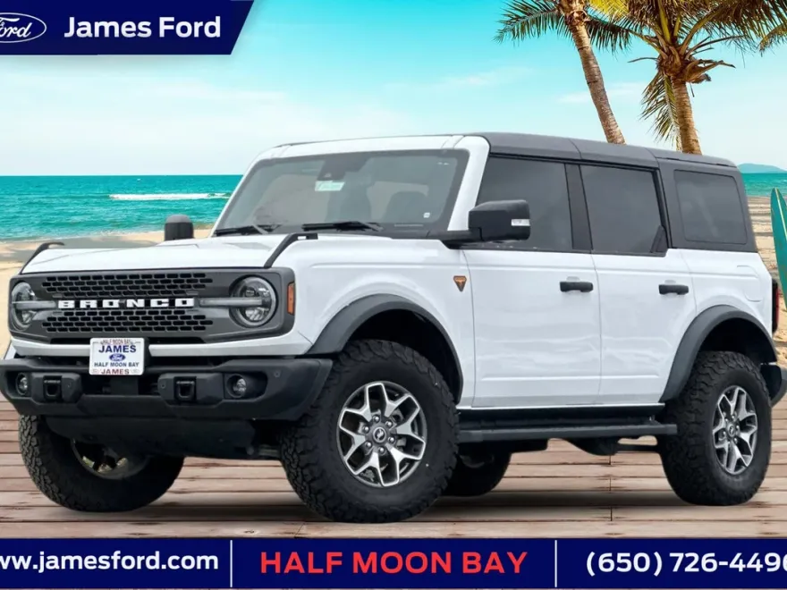 2023 Ford Bronco Badlands photo 1