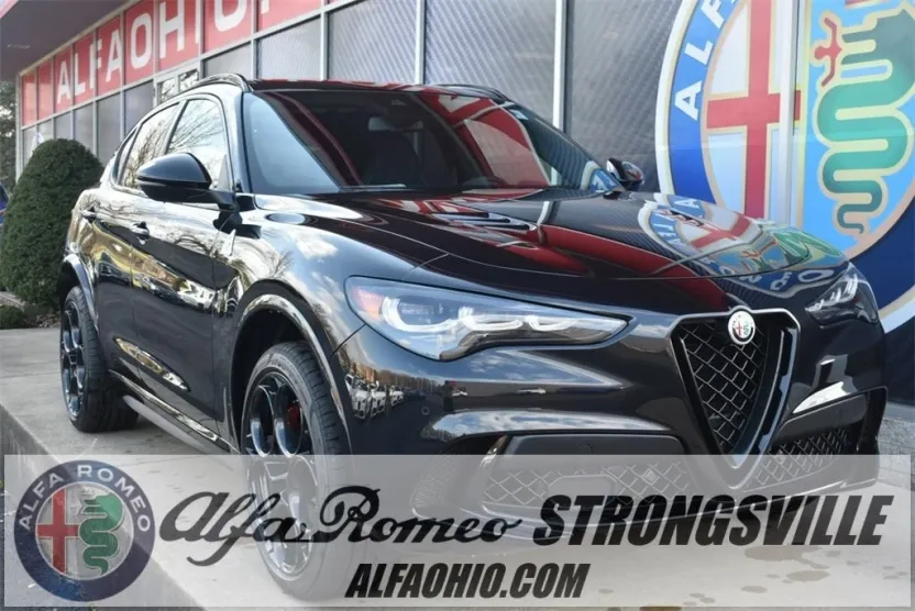 2024 Alfa Romeo Stelvio Quadrifoglio photo 1