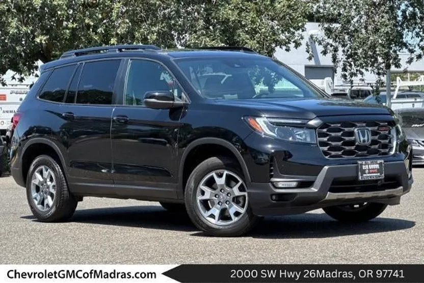 2023 Honda Passport TrailSport photo 1