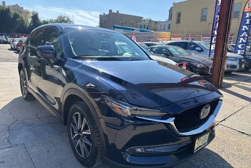 2018 Mazda CX-5 Grand Touring photo 1