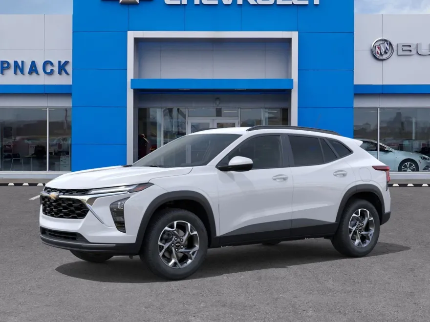 2025 Chevrolet Trax LT photo 1