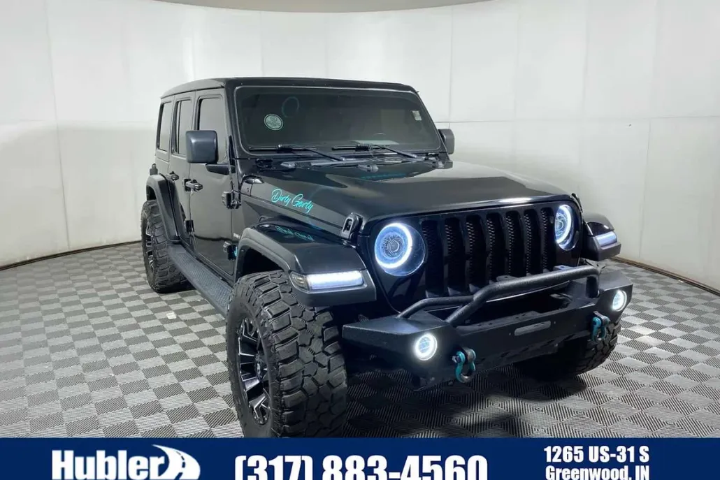 2021 Jeep Wrangler Unlimited Sahara photo 1
