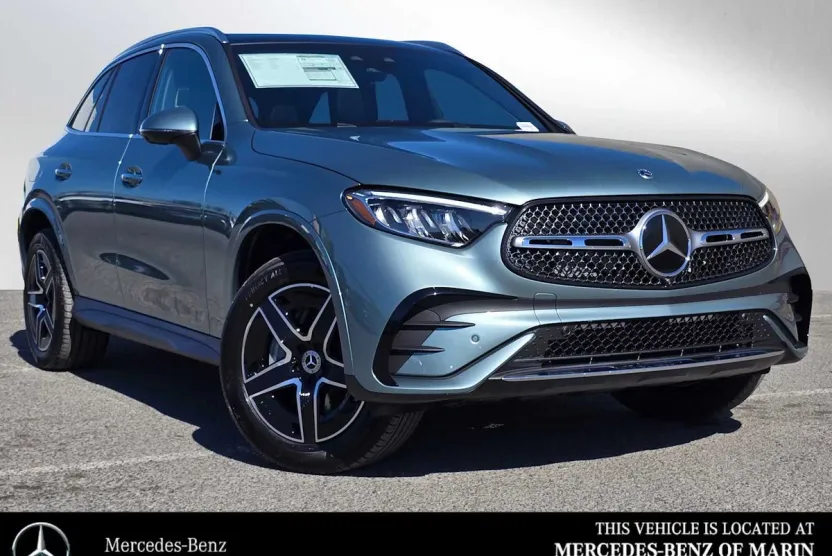 2026 Mercedes Benz GLC 300 4MATIC photo 1