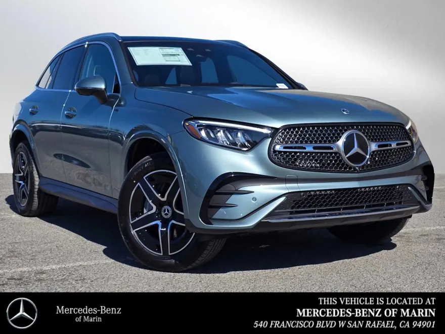 2026 Mercedes Benz GLC 300 4MATIC photo 1