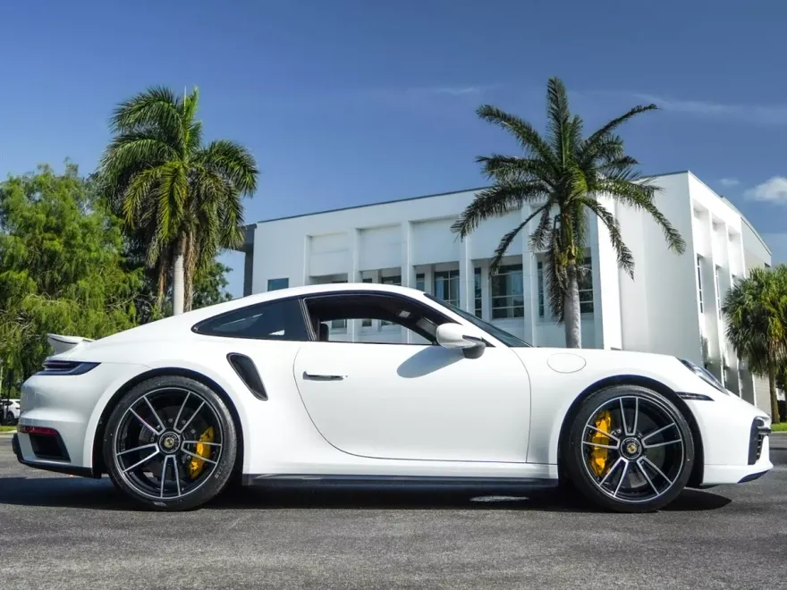 2022 Porsche 911 Turbo S photo 40