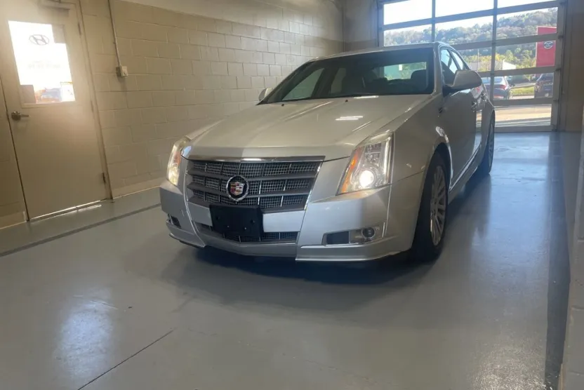 2010 Cadillac CTS Performance Sedan photo 1