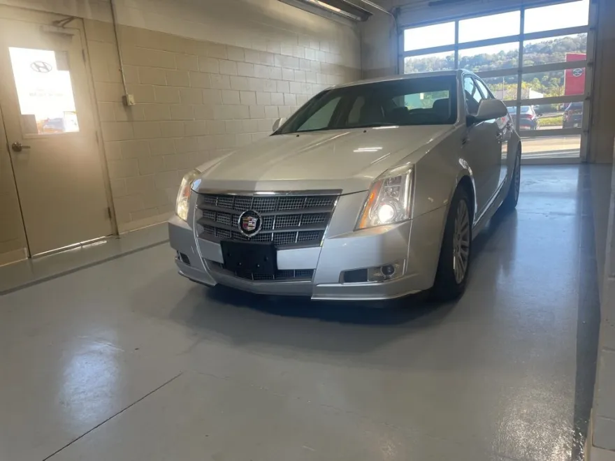 2010 Cadillac CTS Performance Sedan photo 1