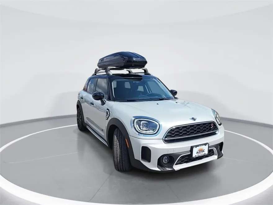 2022 Mini Cooper S ALL4 photo 1