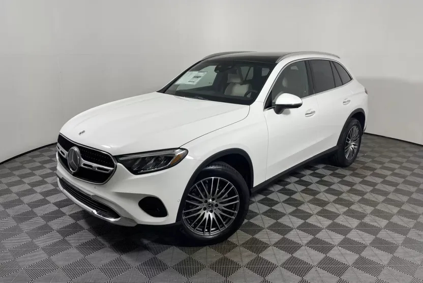 2026 Mercedes Benz GLC 300 photo 1