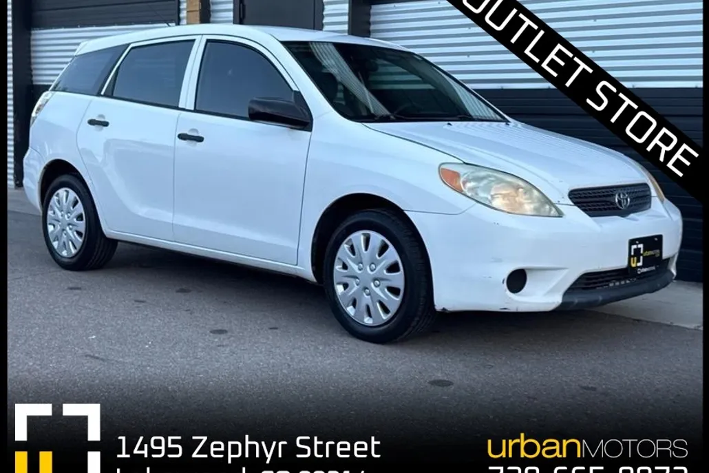 2005 Toyota Corolla Matrix L photo 1